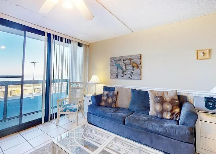 Holiday home Beautiful In Oceanfront Complex Featuring Pools *