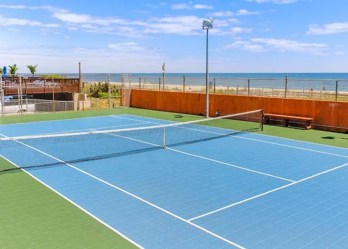 Beautiful In Oceanfront Complex Featuring Pools Holiday home Ocean City